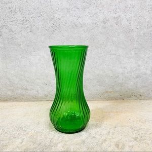 Vintage Hoosier green glass vase 4091